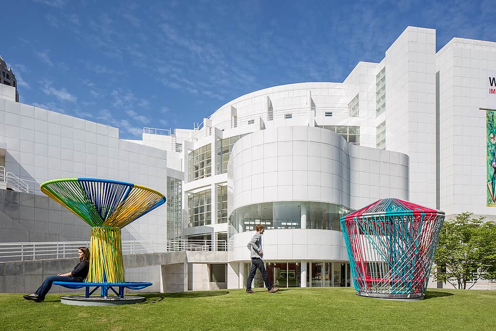 High Museum of Art Atlanta featuring distinctive white architectural forms